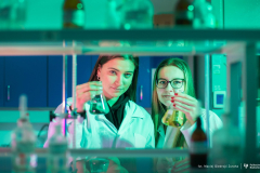 Sesja-wizerunkowa-Wydzial-Budownictwa-i-Nauk-o-Srodowisku-fot-Maciej-Gierdojc-Juraha-9